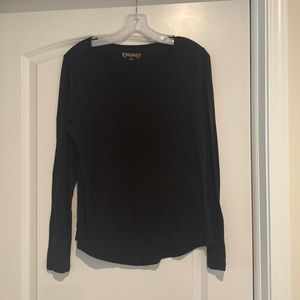Black long sleeve shirt